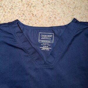 Women’s Cherokee Scrub Top Sz Med